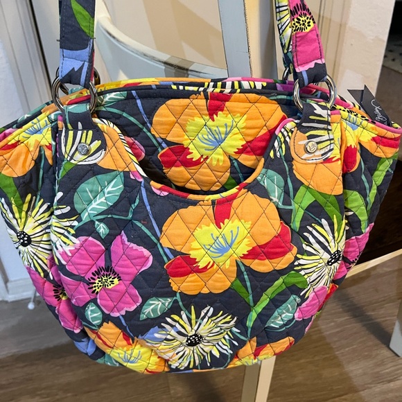 Vera Bradley Glenna Shoulder Bag in Jazzy Blooms - Picture 4 of 7